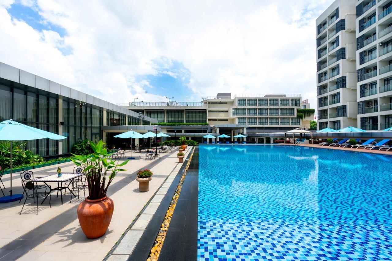 新城贝卡梅克斯酒店 Thu Dau Mot 外观 照片